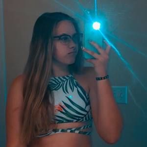 Meet your Posher, Tegan